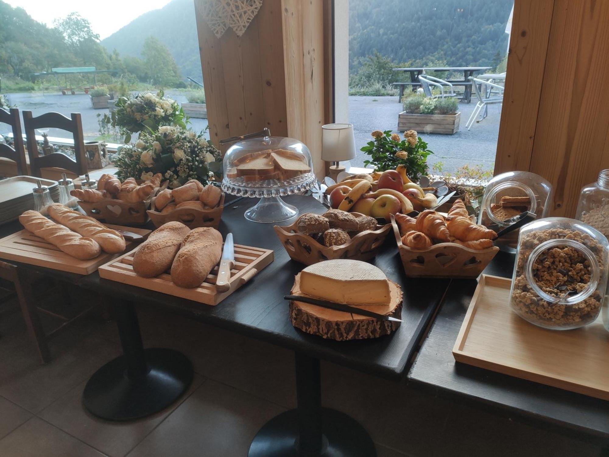 Les Chemins Du Leman Hotell Novel Exteriör bild